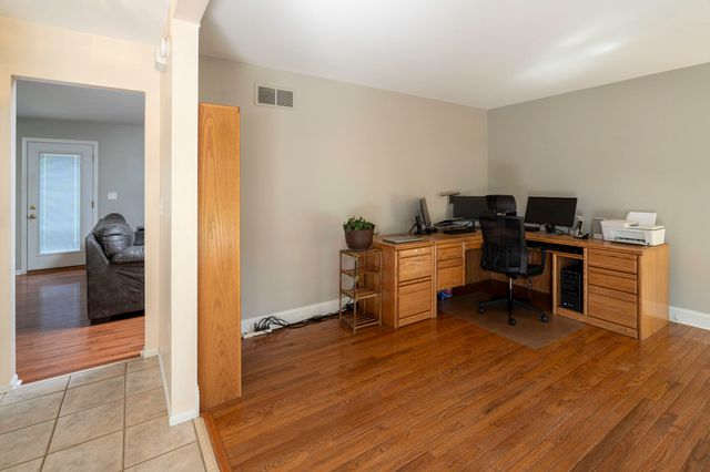8442 Woodcreek Drive, Florence, KY 41042