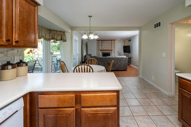 8442 Woodcreek Drive, Florence, KY 41042