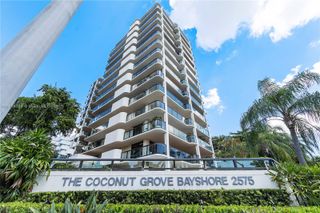 2575 S Bayshore Dr 15B, Miami, FL 33133