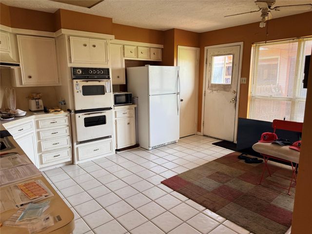 1834 Quail Valley East Drive, Missouri City, TX 77459