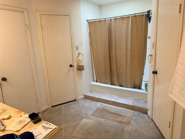 1834 Quail Valley East Drive, Missouri City, TX 77459