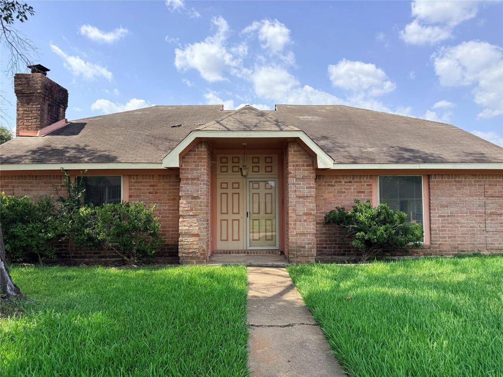 1834 Quail Valley East Drive, Missouri City, TX 77459