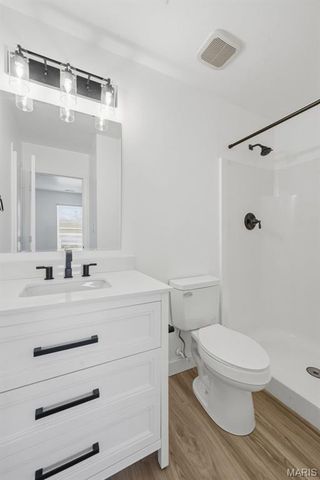 125 Town Square Court, Eureka, MO 63025