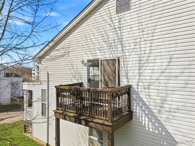 125 Town Square Court, Eureka, MO 63025