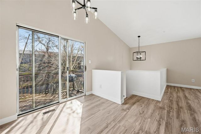 125 Town Square Court, Eureka, MO 63025