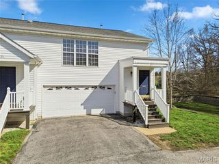 125 Town Square Court, Eureka, MO 63025