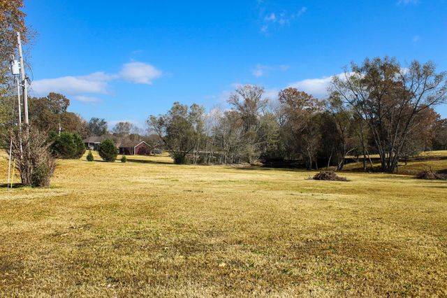 3070 CANEY BRANCH RD, Adamsville, TN 38310