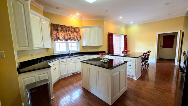 3070 CANEY BRANCH RD, Adamsville, TN 38310