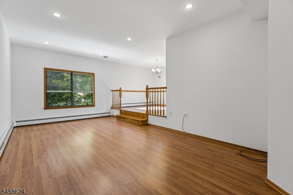 8 Faesch Ct, Rockaway Twp., NJ 07866 — photo 4