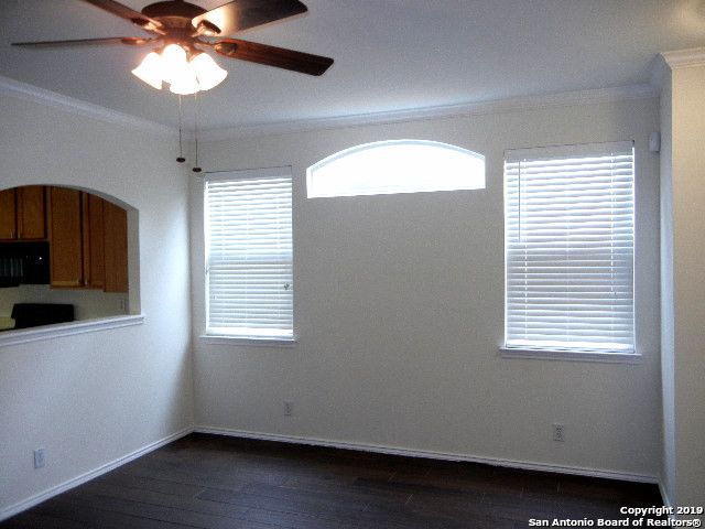 6111 WEXFORD PL, San Antonio, TX 78240