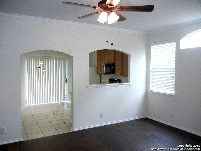 6111 WEXFORD PL, San Antonio, TX 78240