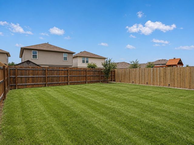 383 Sickle LOOP, Kyle, TX 78640