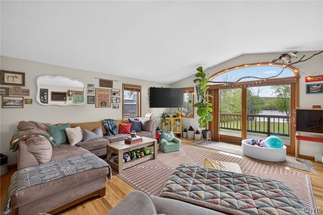 7390 Plainville Road, Lysander, NY 13112