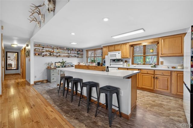 7390 Plainville Road, Lysander, NY 13112