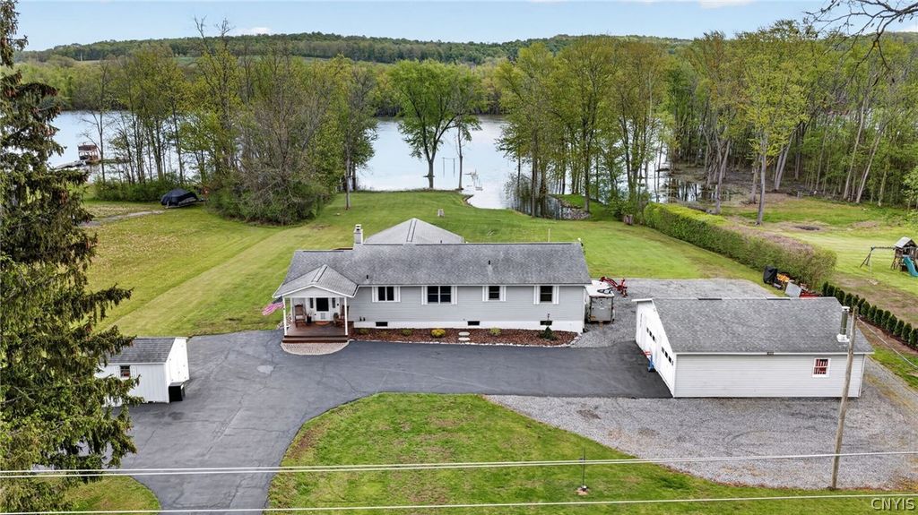 7390 Plainville Road, Lysander, NY 13112