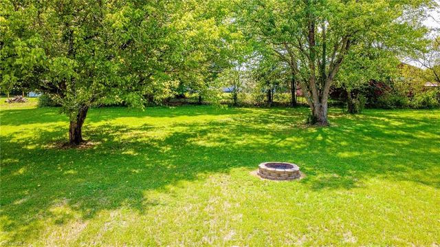 2722 Darrow Road, Walkertown, NC 27051
