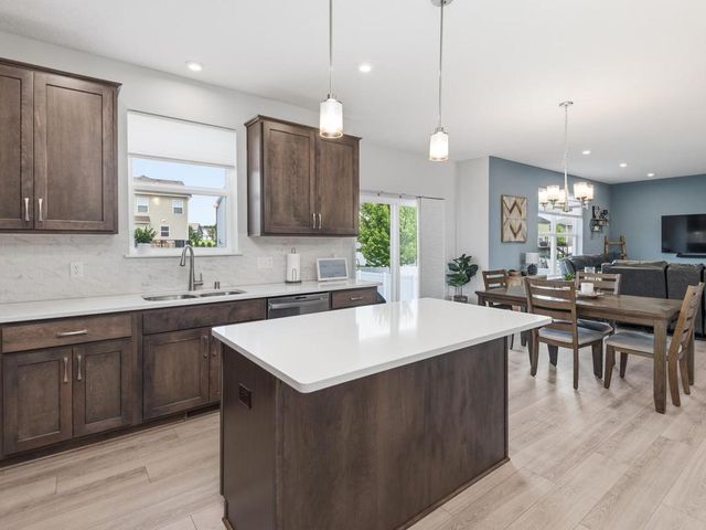 18097 Hartlin Avenue, Lakeville, MN 55044