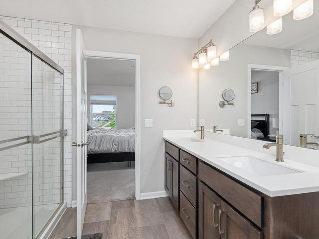 18097 Hartlin Avenue, Lakeville, MN 55044