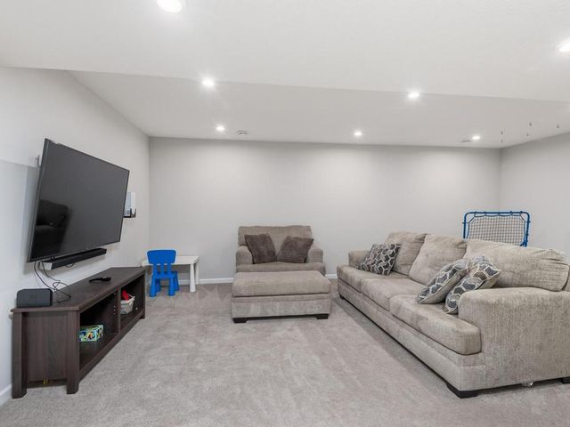 18097 Hartlin Avenue, Lakeville, MN 55044