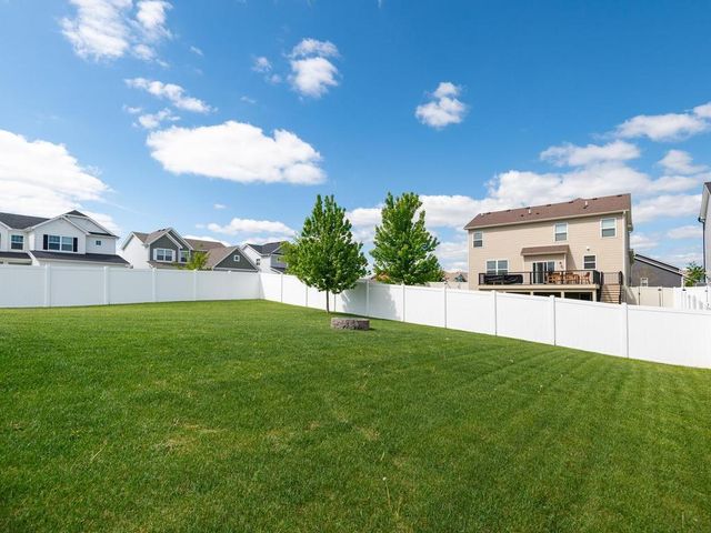 18097 Hartlin Avenue, Lakeville, MN 55044