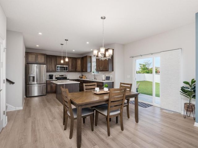18097 Hartlin Avenue, Lakeville, MN 55044