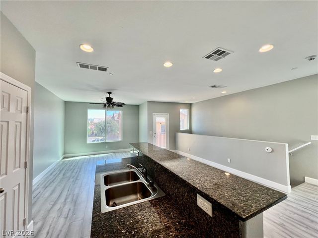 4530 Townwall Street, Las Vegas, NV 89115