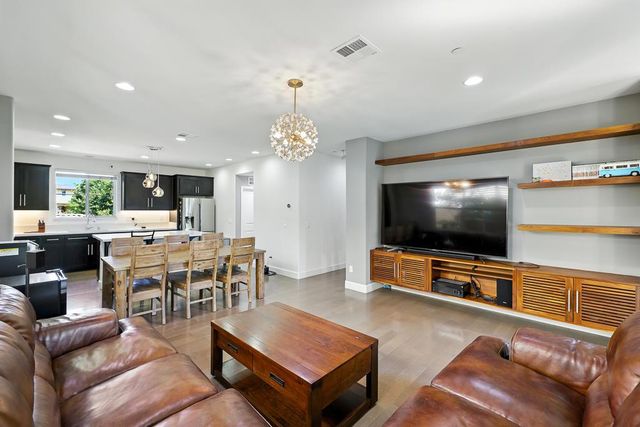 316 Fair Oaks Avenue, Sunnyvale, CA 94085