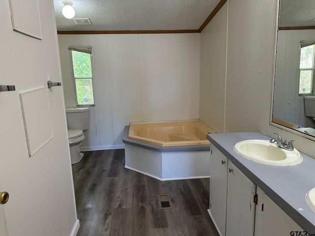 15184 County Road 1134, Tyler, TX 75709