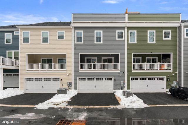 10706 LARKSWOOD ST, Middle River, MD 21220