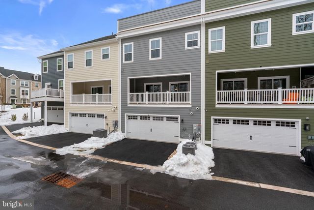 10706 LARKSWOOD ST, Middle River, MD 21220