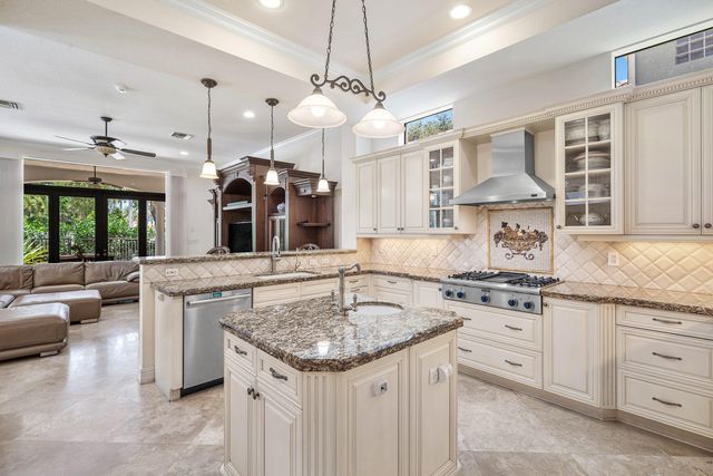 17738 Lake Azure Way, Boca Raton, FL 33496
