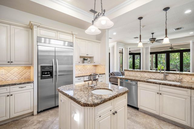 17738 Lake Azure Way, Boca Raton, FL 33496