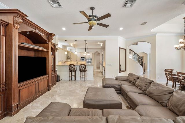 17738 Lake Azure Way, Boca Raton, FL 33496