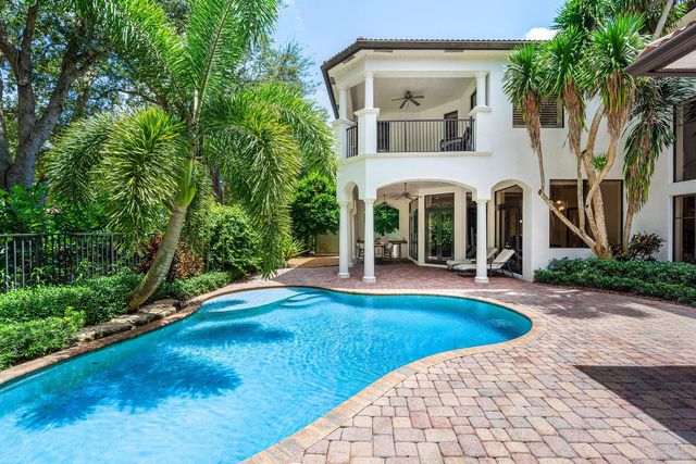 17738 Lake Azure Way, Boca Raton, FL 33496