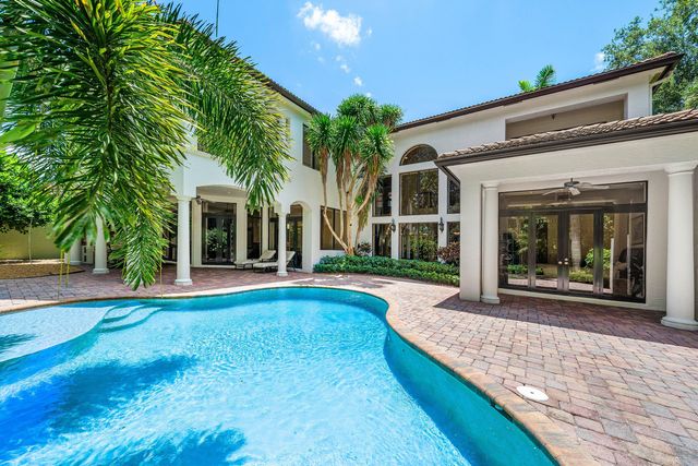 17738 Lake Azure Way, Boca Raton, FL 33496