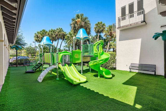 17738 Lake Azure Way, Boca Raton, FL 33496
