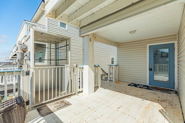 107 Howard Avenue, Surfside Beach, TX 77541