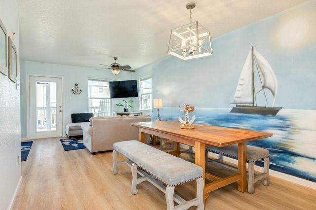 107 Howard Avenue, Surfside Beach, TX 77541