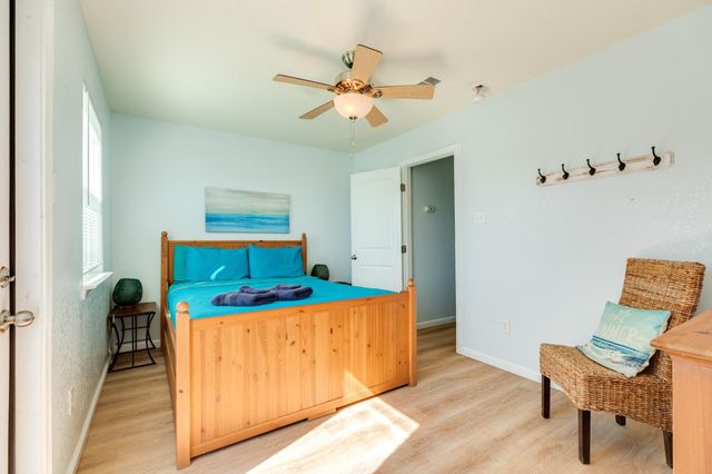 107 Howard Avenue, Surfside Beach, TX 77541