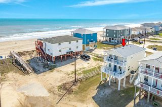 107 Howard Avenue, Surfside Beach, TX 77541