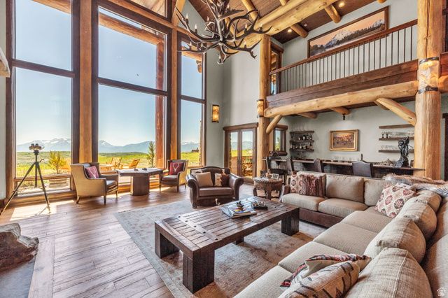 1975 N WESTWARD HO RD, Heber City, UT 84032