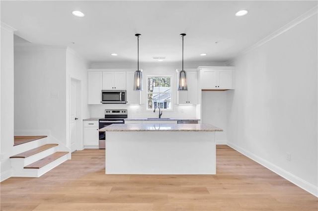 203 Riverstone Commons Circle, Canton, GA 30114