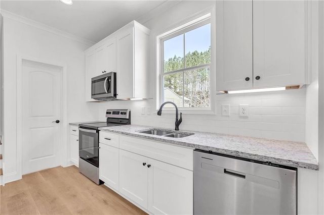 203 Riverstone Commons Circle, Canton, GA 30114