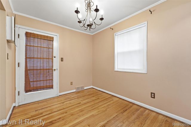 7022 Garling Drive, Dearborn Heights, MI 48127