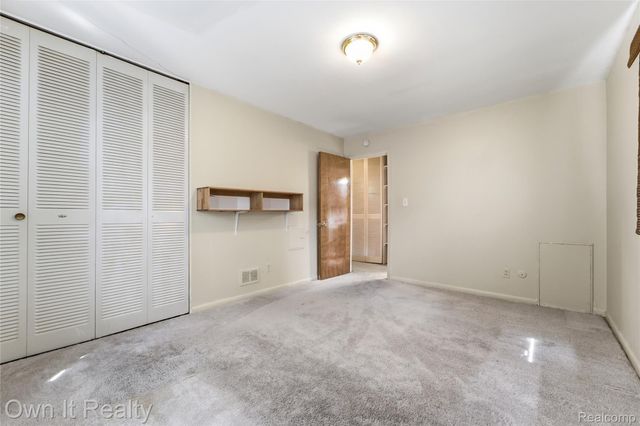 7022 Garling Drive, Dearborn Heights, MI 48127