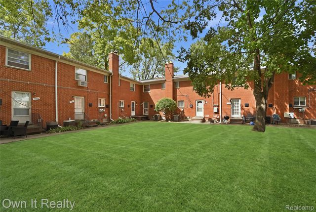 7022 Garling Drive, Dearborn Heights, MI 48127