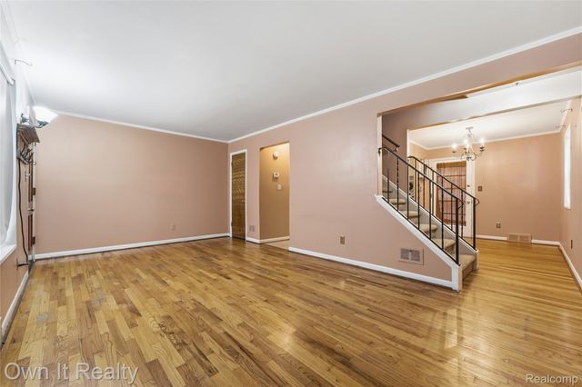 7022 Garling Drive, Dearborn Heights, MI 48127