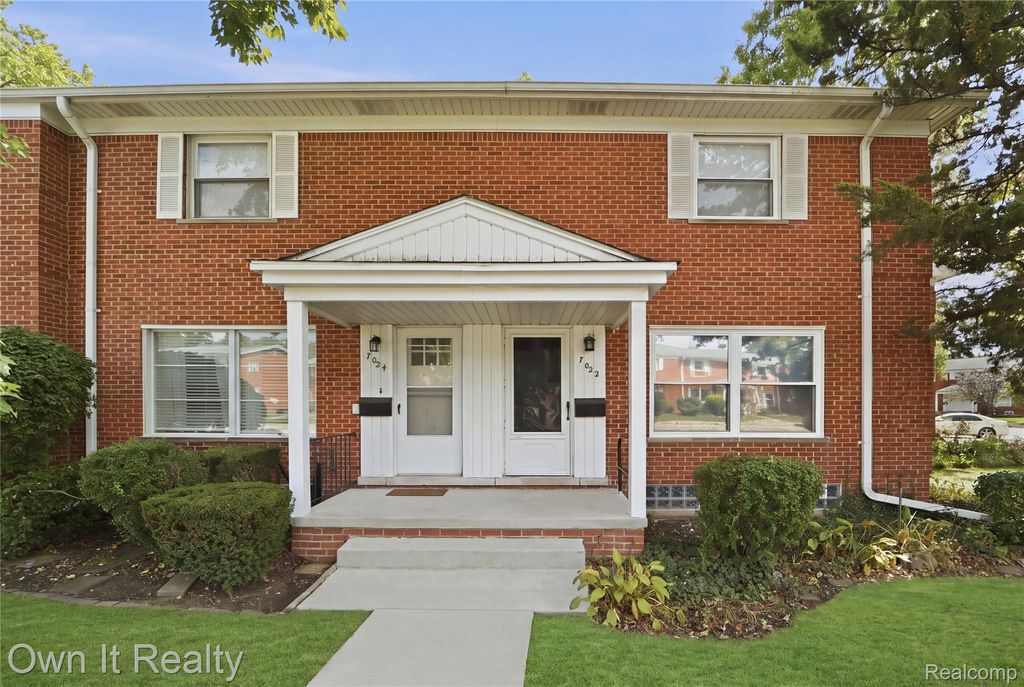 7022 Garling Drive, Dearborn Heights, MI 48127