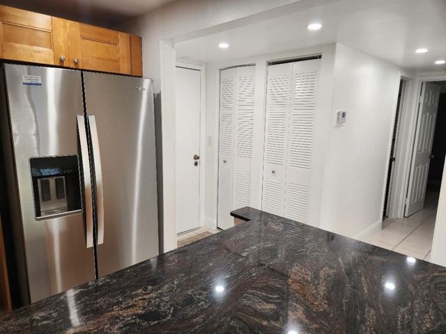 4384 NW 9th Avenue 19-1D, Deerfield Beach, FL 33064