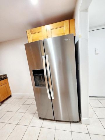 4384 NW 9th Avenue 19-1D, Deerfield Beach, FL 33064